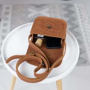 Exquisite Handmade Leather Shoulder Bag A Timeless Item for Her