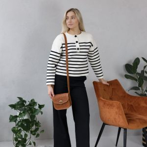 Exquisite Handmade Leather Shoulder Bag A Timeless Item for Her