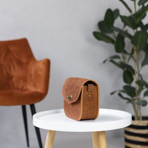 Exquisite Handmade Leather Shoulder Bag A Timeless Item for Her