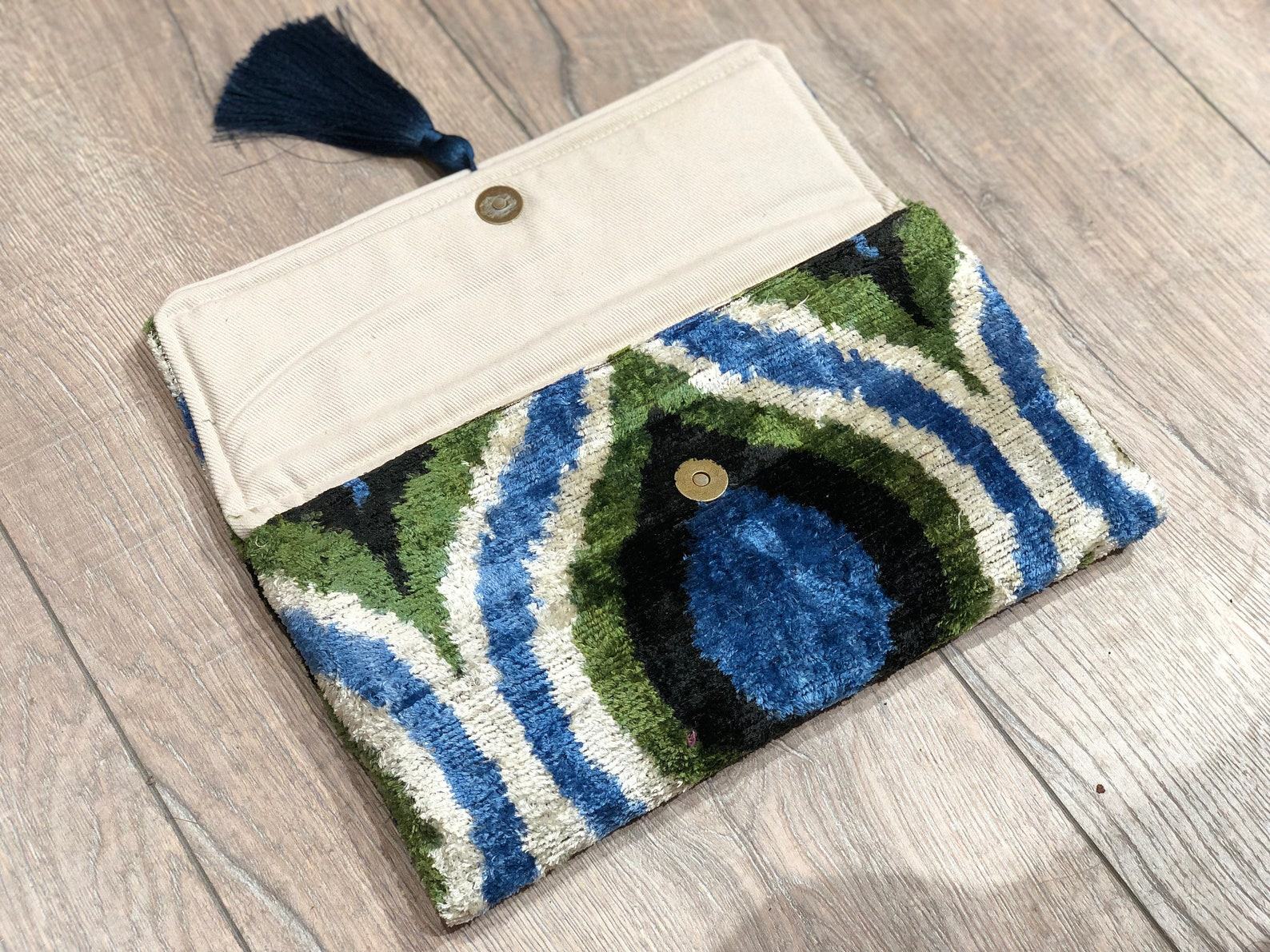 Exquisite Ikat Clutch Collection Velvet, Silk, and Evening Elegance - Image 3