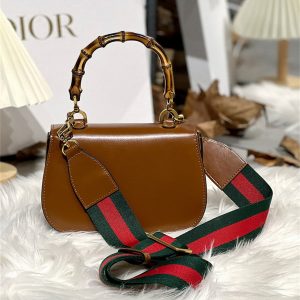 Exquisite Leather Bamboo Joint Handbag A Timeless Accessory for Every Occasion