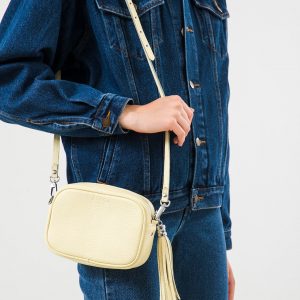 Exquisite Leather Crossbody Bag A Timeless Valentine’s Day Item for Her