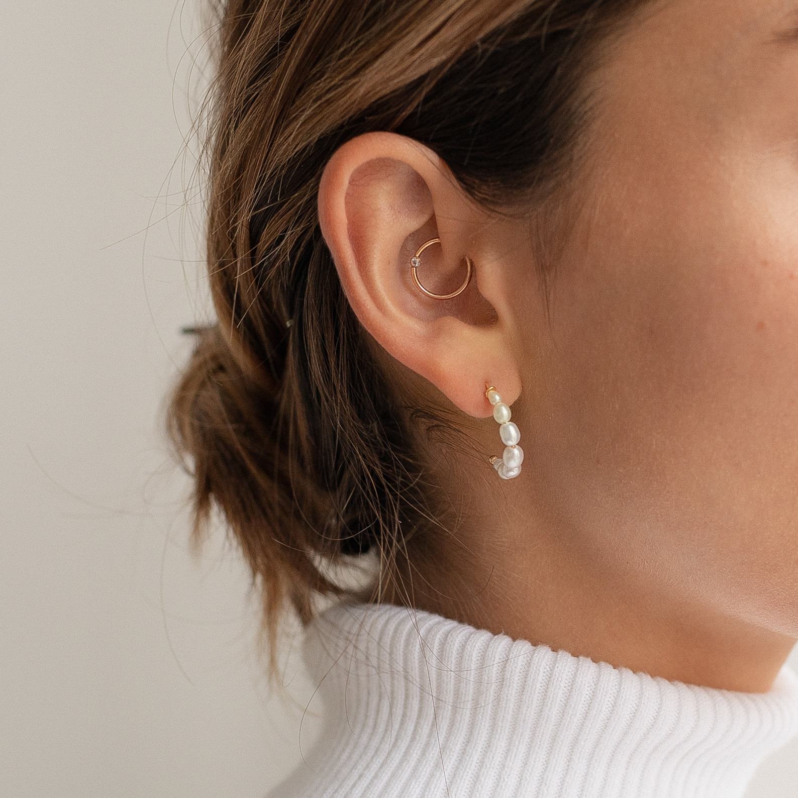 Exquisite Pearl Hoops A Timeless Treasure for Every Occasion