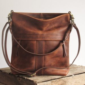 Exquisite Tan Leather Shoulder Bag Elevate Your Style with Versatility and Sophistication