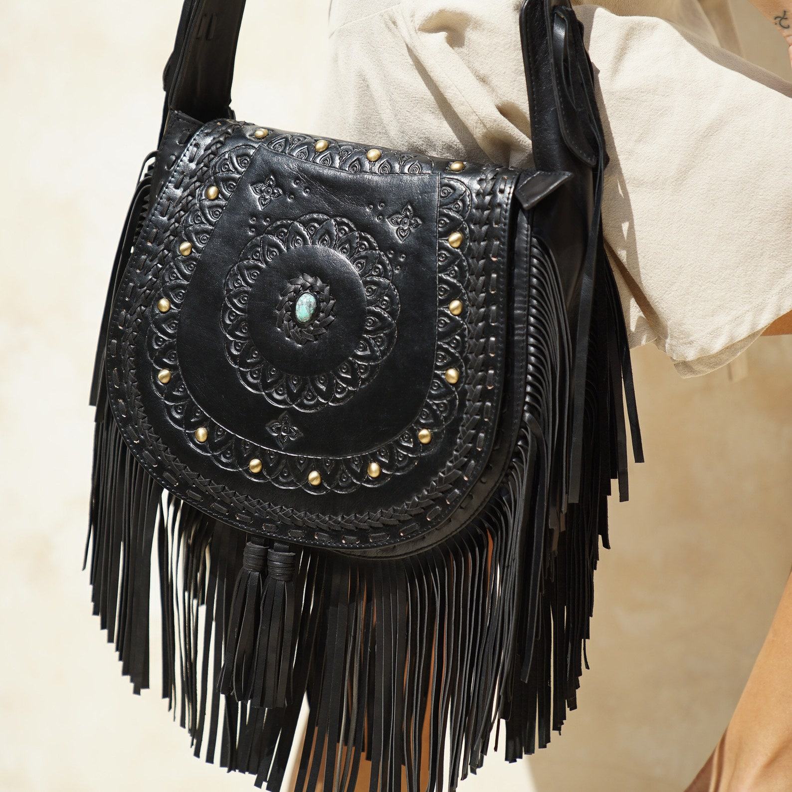 Exquisite Tooled Leather Boho Crossbody Purse A Western-Inspired Festival Essential