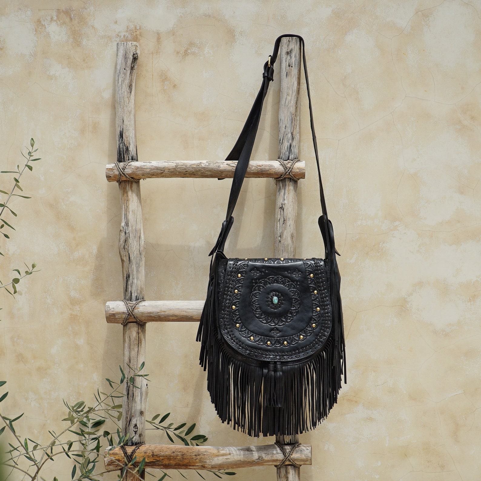 Exquisite Tooled Leather Boho Crossbody Purse A Western-Inspired Festival Essential