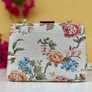 Exquisite Vintage Floral Ethnic Box Bag A Timeless Accessory for Special Occasions