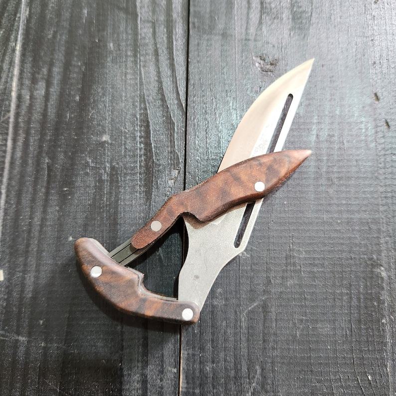 Exquisite Walnut Wood Pocket Knife A Timeless Item for Unforgettable Occasions