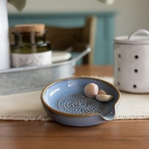 Garlic Grater and Herb Stripper The Ultimate Kitchen Tool for Culinary Enthusiasts