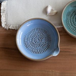 Garlic Grater and Herb Stripper The Ultimate Kitchen Tool for Culinary Enthusiasts