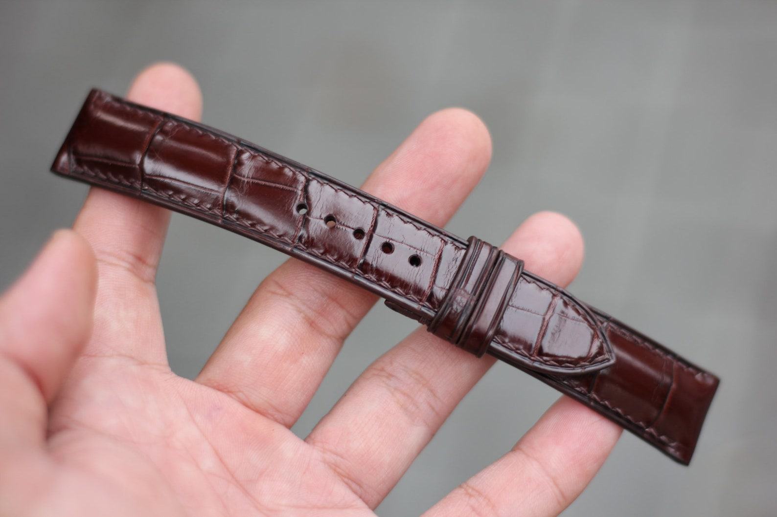 Genuine Alligator Watch Strap Elevate Your Timepiece with Luxury and Style - Image 6