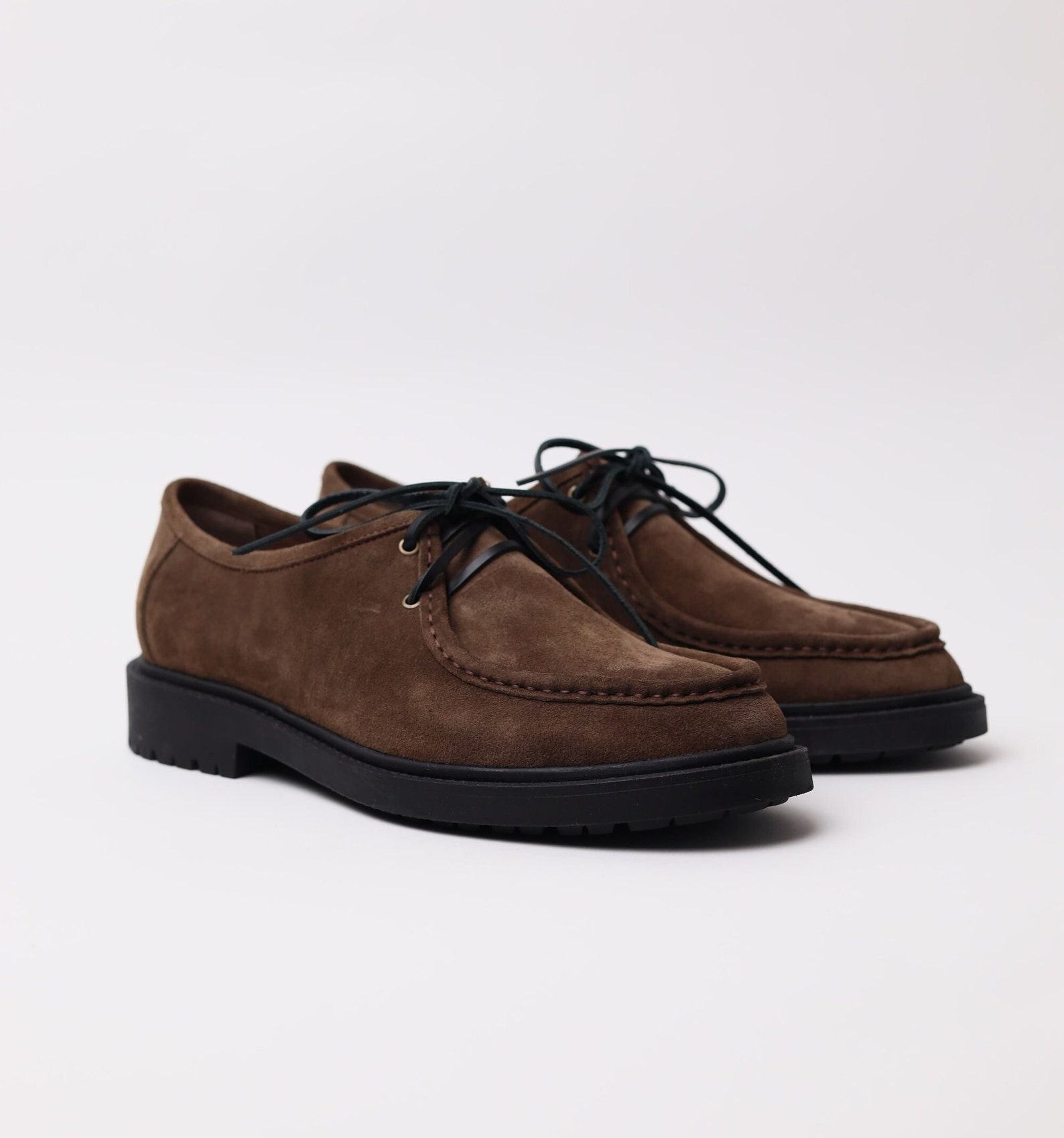Genuine Suede Men’s Shoes Durable and Stylish Footwear for the Modern Gentleman - Image 3