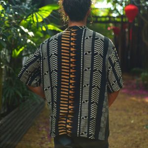 Geometric Print Button-Up Elevate Your Summer Wardrobe with Style and Comfort