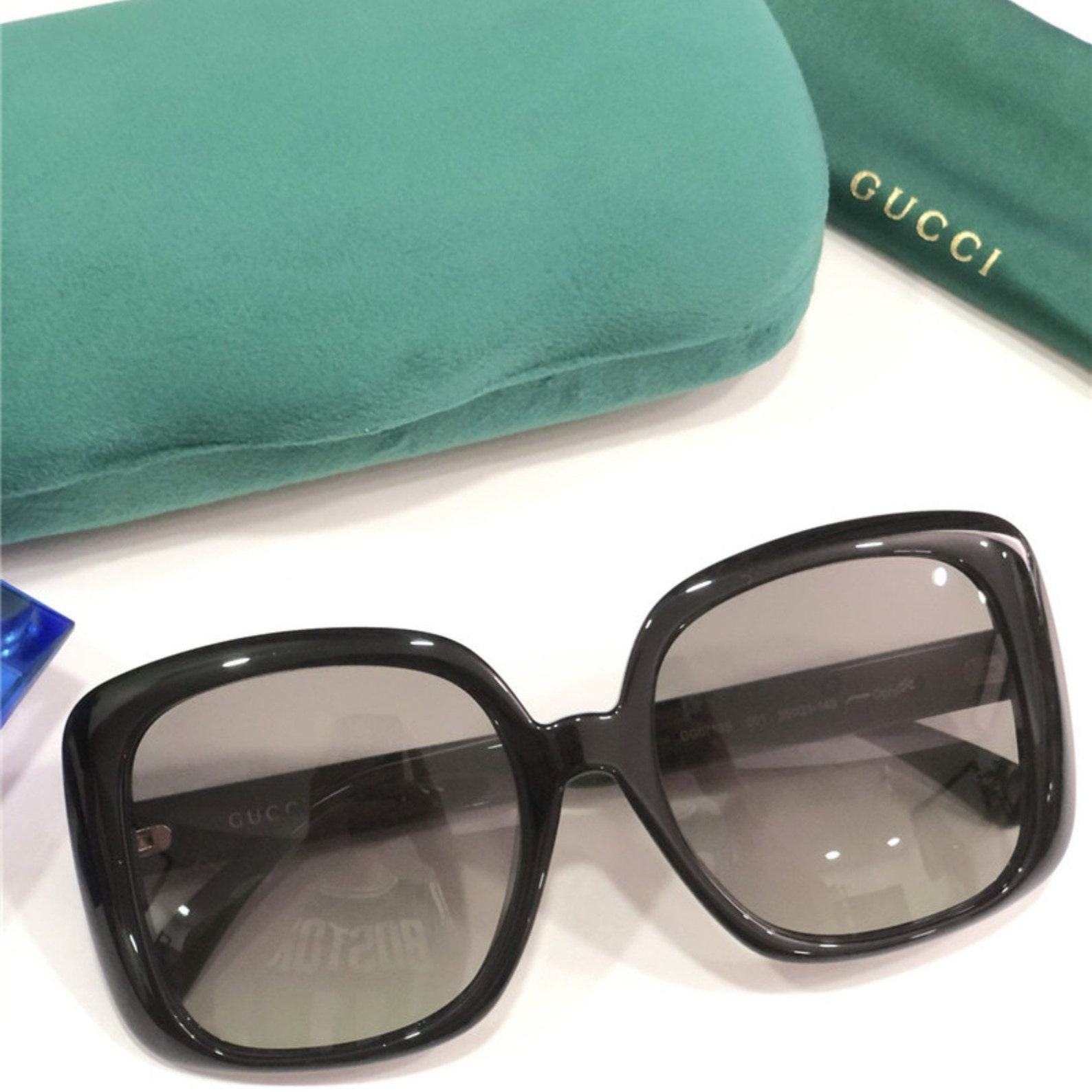 GG0713S Bold and Oversized Black Sunglasses for Women