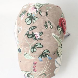 GUCCI Cap with Vibrant Floral Print Elevate Your Style with Nature’s Canvas