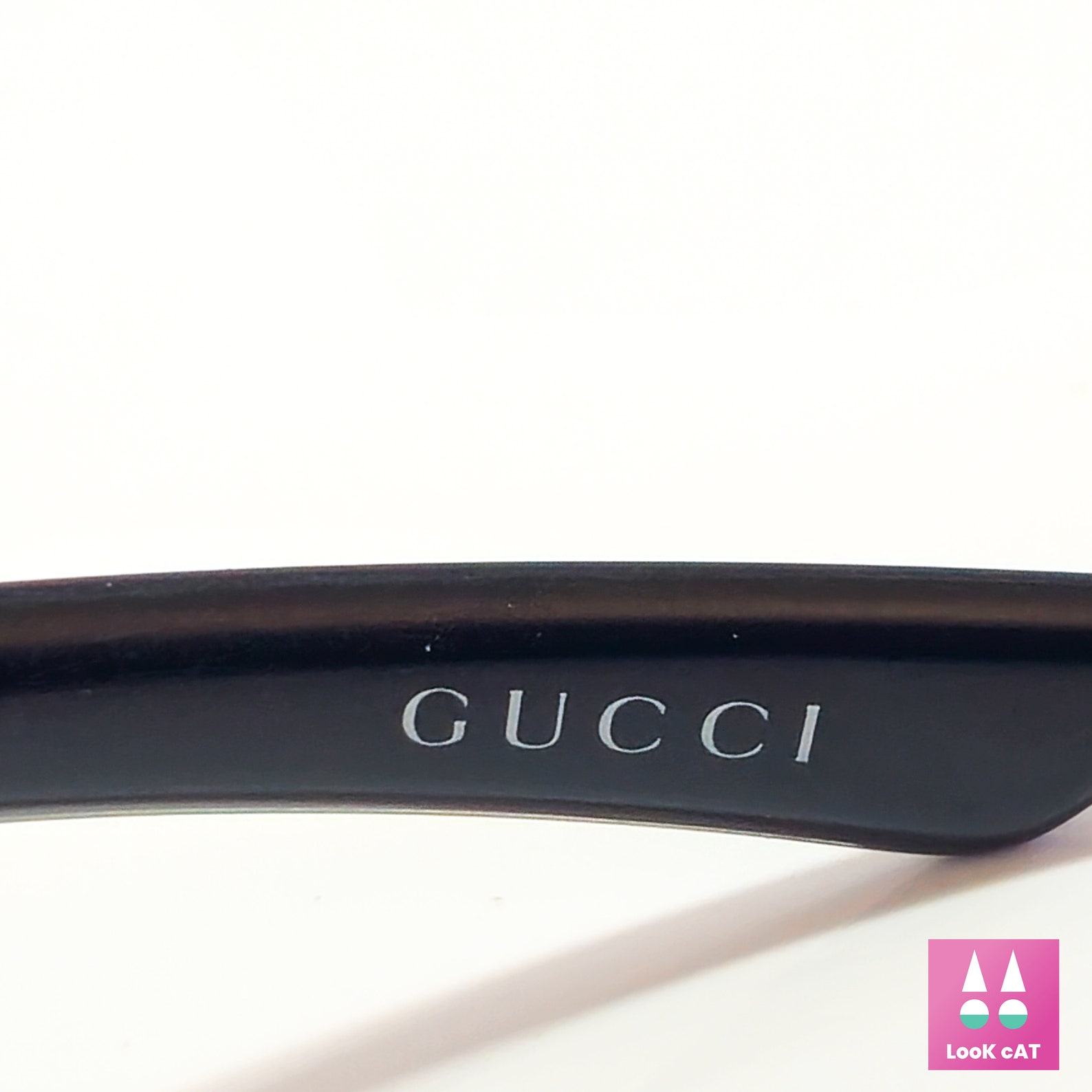 Gucci GG 2918 Iconic Vintage Sunglasses for a Timeless Look