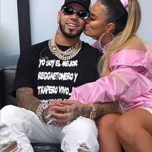 GUCCI Vintage Sunglasses Rare GG2409/N/S Oval Frame, Gosha Gray Clear Moda Rectangular, Migos Rihanna Anuell AA 90s New NOS