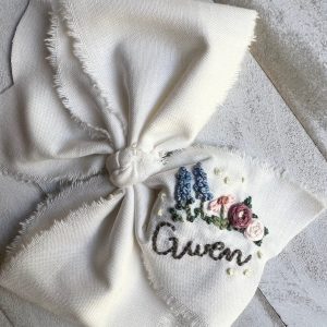 Hand Embroidered Name Bow A Personalized Touch for Special Occasions