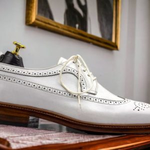 Handcrafted White Leather Wingtip Brogues – Stylish Formal Dress Shoes
