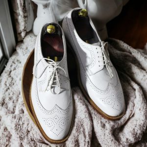 Handcrafted White Leather Wingtip Brogues – Stylish Formal Dress Shoes