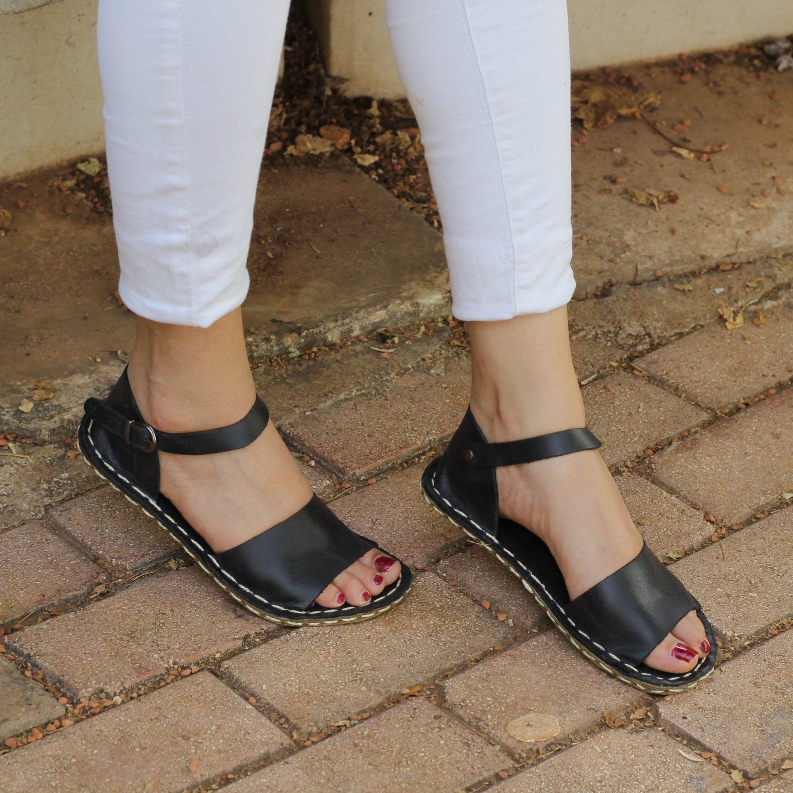 Handmade Black Leather Huarache Sandals – Women’s Open Toe Barefoot Style