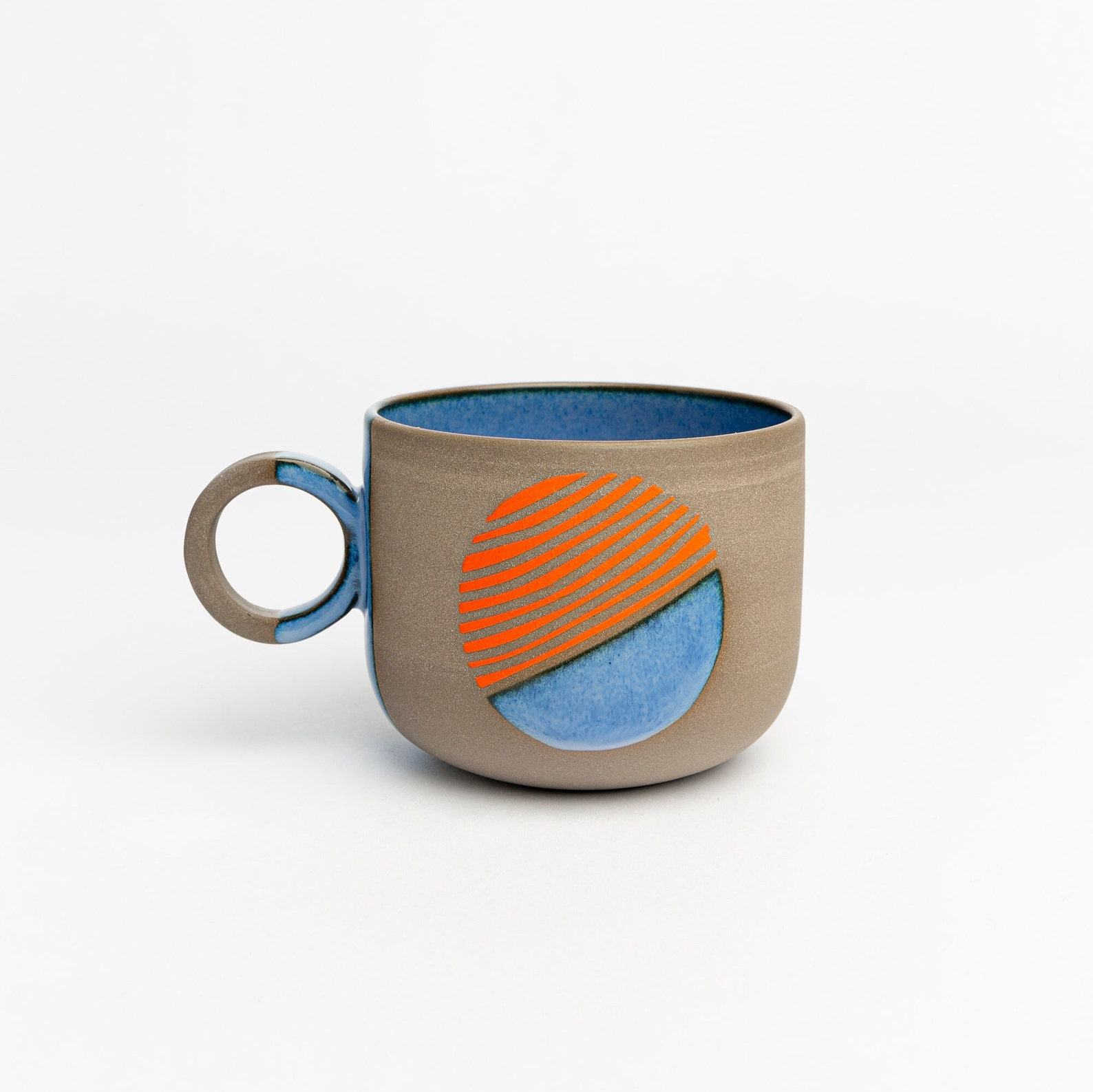 Handmade Ceramic Stoneware Mug A Delightful Item for Coffee and Tea Aficionados