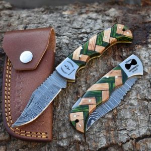 Handmade Damascus Pocket Knife A Timeless Item for Special Occasions