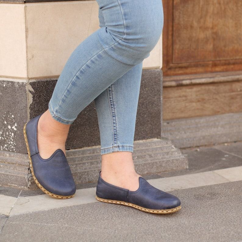 Handmade Leather Grounding Shoes Women – Barefoot Earthing Copper Rivet – Crazy Navy Blue