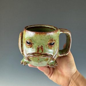 Handmade Masterpiece Elevate Your Daily Brew with Our Unique Pottery Mug