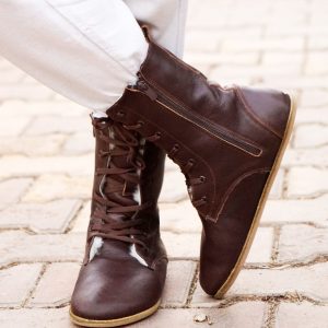 Handmade Shearling Boots Embrace Comfort and Style with Zero Drop and Natural Leather