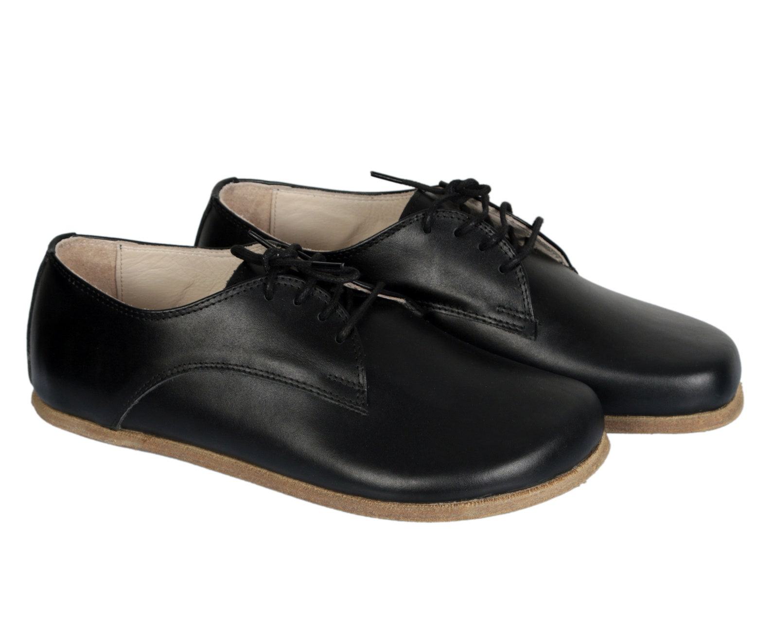 Handmade Yemeni Leather Oxford Barefoot Shoes Classic, Colorful, and Comfortable - Image 3