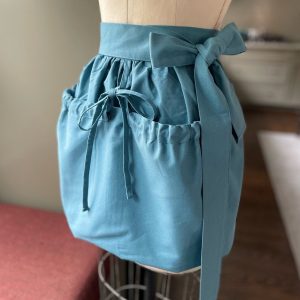 Harvesting and Gardening Apron Your Essential Companion for Outdoor Adventures