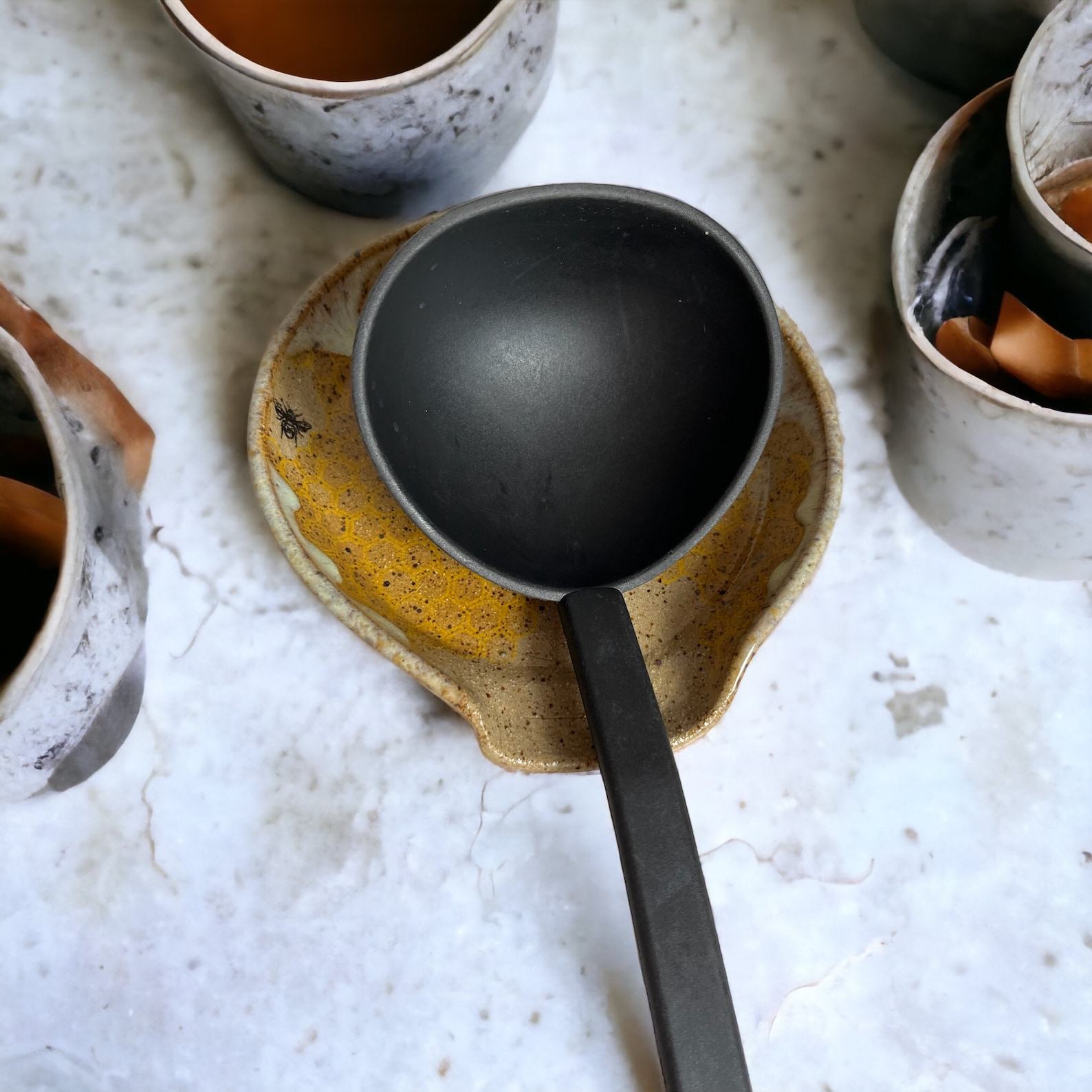 Honey Haven The Buzz-Worthy Spoon Rest with Drippy Honey and Bees