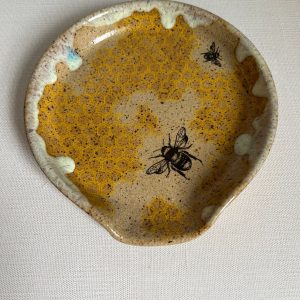 Honey Haven The Buzz-Worthy Spoon Rest with Drippy Honey and Bees