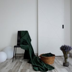 Immerse Yourself in Opulence Luxurious Dark Emerald Linen Sheet Set for Unparalleled Comfort and Style