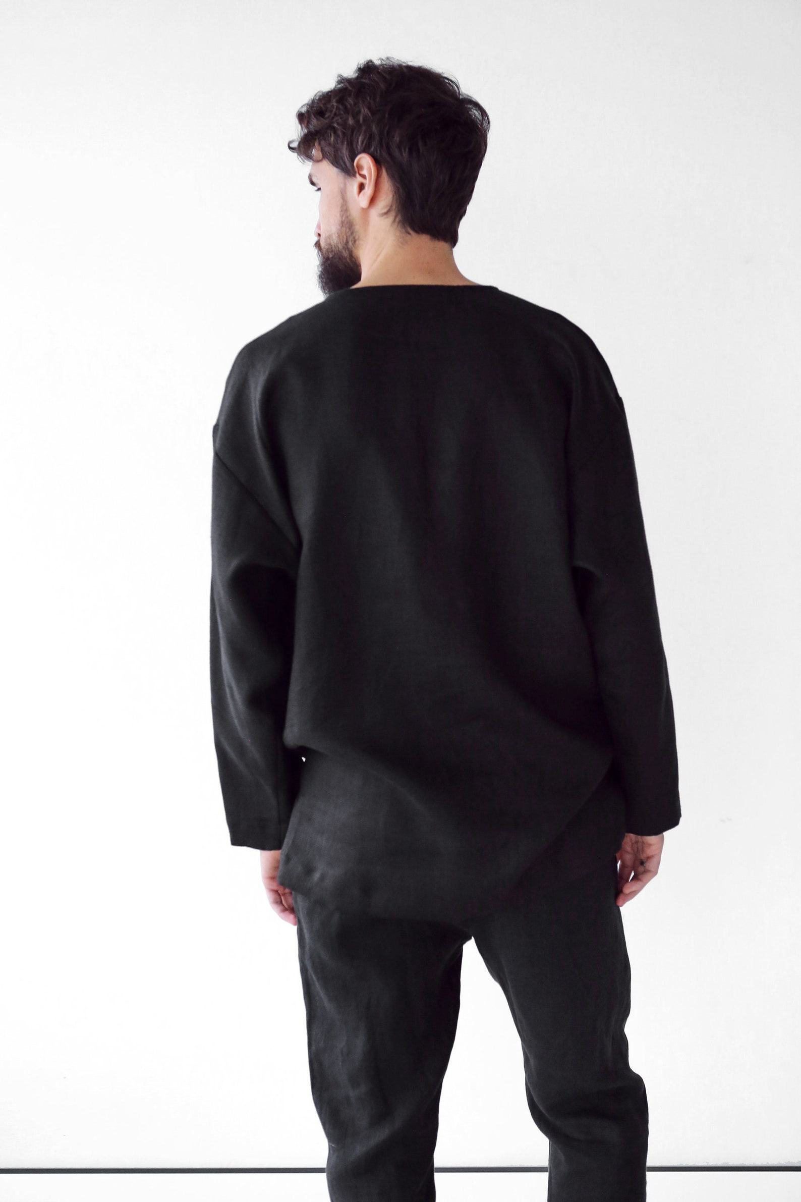Indulge in Comfort and Style Oversized Linen Sweatshirt for Men - Image 3