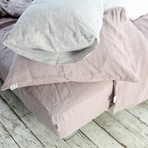 Indulge in the Comfort of Stonewashed Linen WOOD ROSE Fitted Sheet for a Serene Sleep
