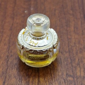 Indulge in the Effervescent Allure Yves Saint Laurent Champagne Perfume Duo