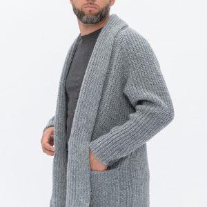 Indulge in Timeless Warmth Handcrafted Merino Wool Cardigan, a Knitted Masterpiece