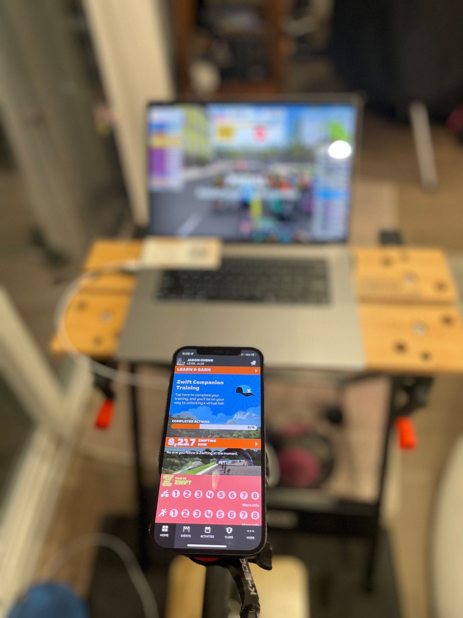 Introducing the Revolutionary Zwift MagSafe Charger Power Up Your iPhone and Garmin with Unmatched Convenience - Image 2