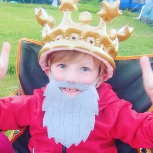 Kids’ Felt Beard Mask The Ultimate Dress-Up Accessory for Kings, Jesters, and More!