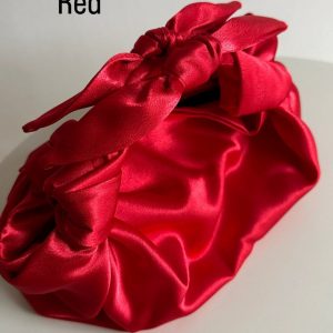 Knotted Satin Bag A Versatile Accessory for Every Occasion