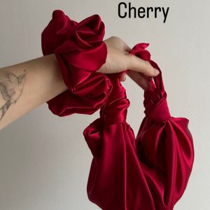 Knotted Satin Bag A Versatile Accessory for Every Occasion