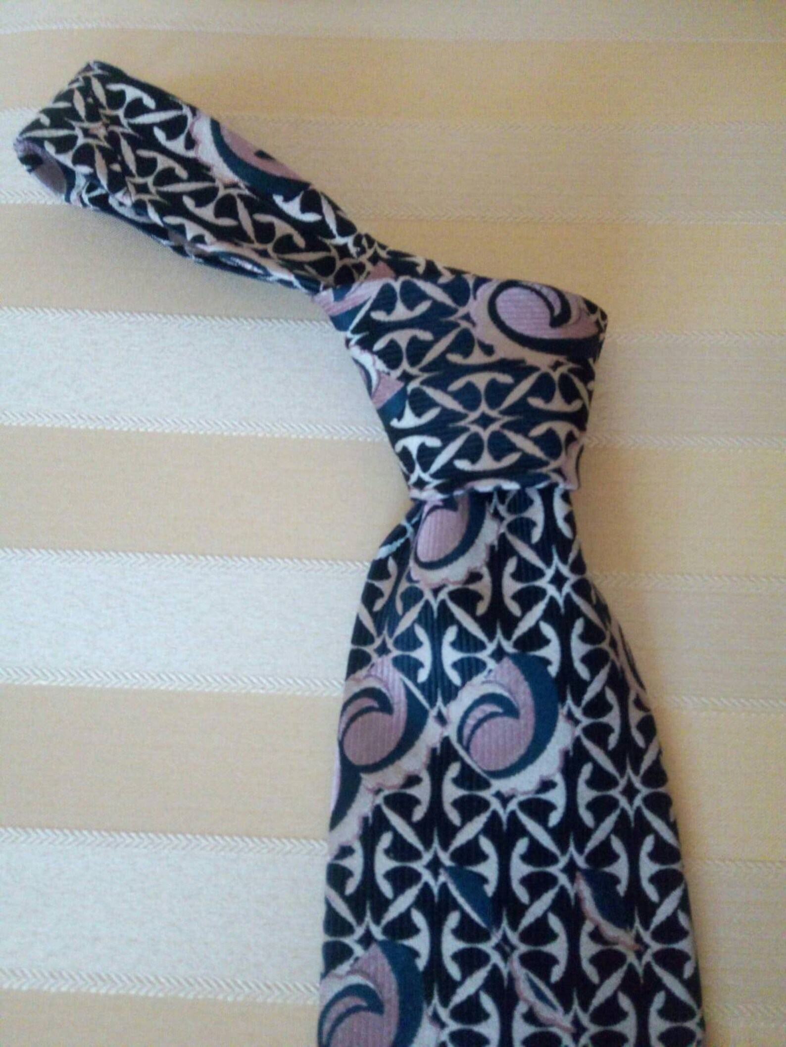 LANVIN PARIS Experience Parisian Elegance with Our Exquisite Collection - Image 4