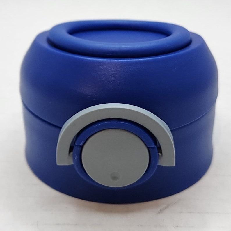 Leak-Proof Kids Water Bottle Lid and Straw Keep Your Little Ones Hydrated and Mess-Free