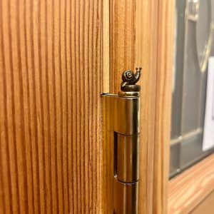 Limited Edition Snail Trio Hinge Head’s Exclusive Collectible Set