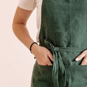 Linen Apron for Women A Versatile and Stylish Kitchen Essential