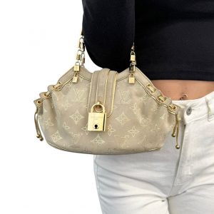 LOUIS VUITTON Vintage LV Logo Monogram Theda PM Mini Bag Rank AB A Timeless Classic