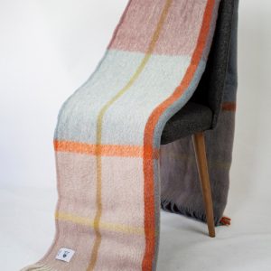 Luxurious 78.5″x86.5″ Green/Purple Tartan Plaid Wool Blanket Ultimate Warmth and Style