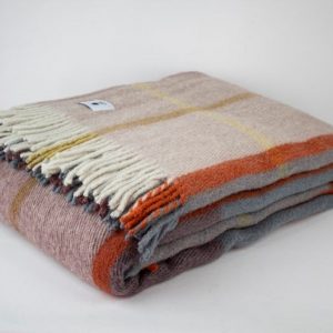 Luxurious 78.5″x86.5″ Green/Purple Tartan Plaid Wool Blanket Ultimate Warmth and Style